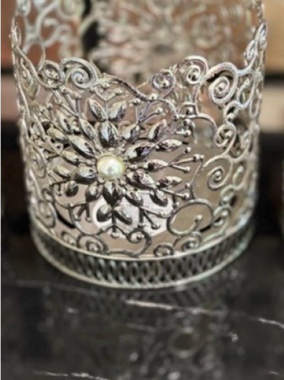 BBW 3 wick ornate candle holder